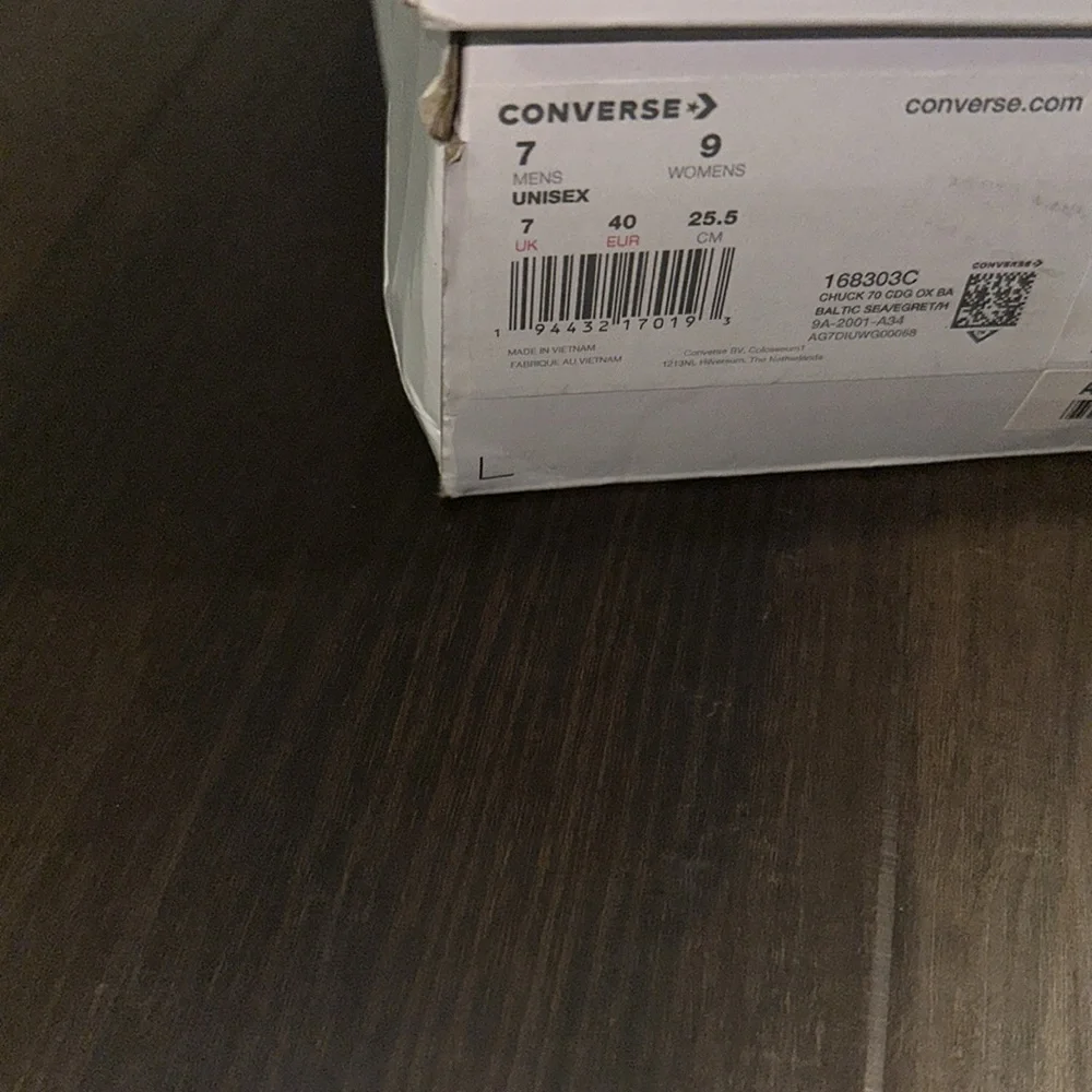 Comme des Garçons converse